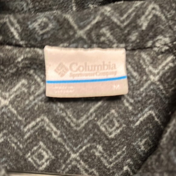 Columbia black patterned half zip up fleece. Size M - Picture 4 of 5